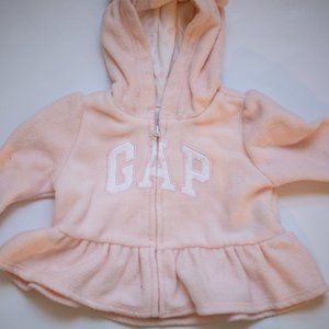 Gap baby girl sweater size 3-6 months